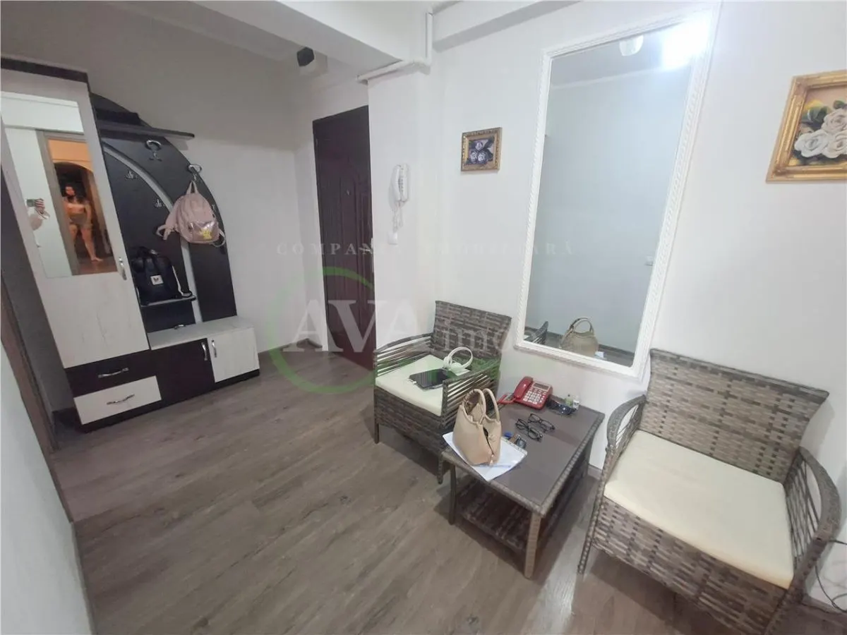 Apartament 3 camere, renovat, mobilat si utilat ,Bacau - foto 17