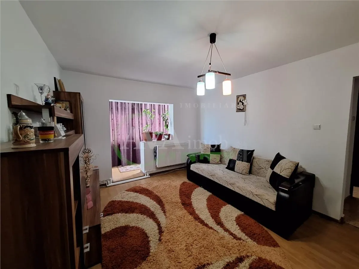 Apartament 2 camere semidecomandate, zona Piata Sud - foto 3