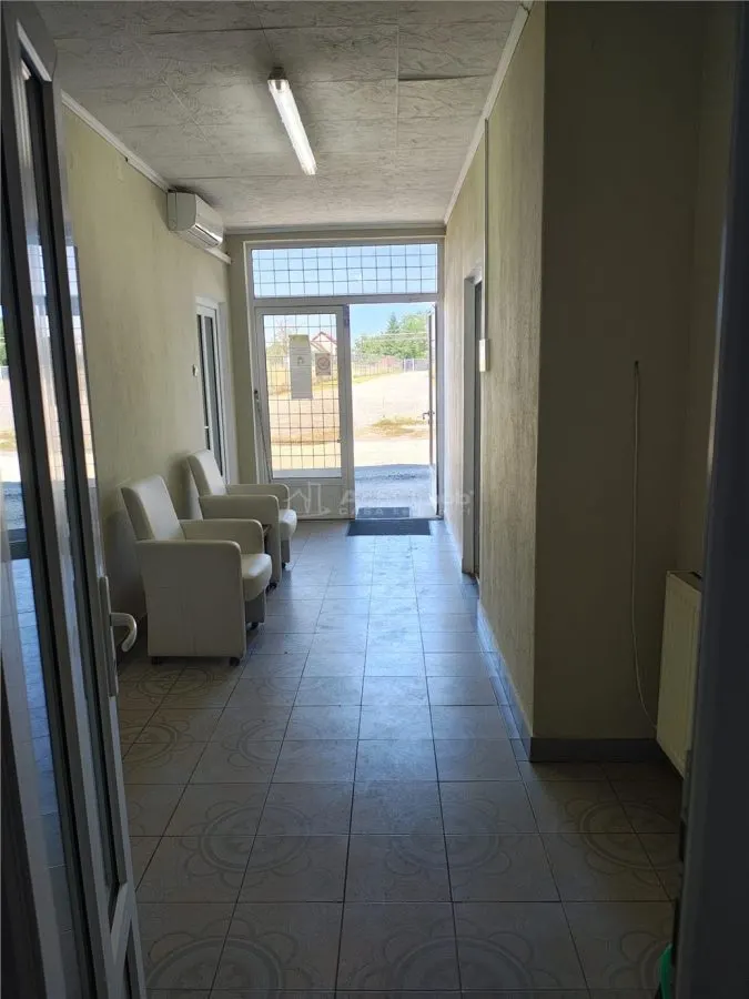 Hala industriala de vanzare sau inchiriere– Misca - judetul Bihor - 972 mp construiti  -Teren 12538 mp - Utilitati complete - foto 11
