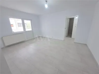 Apartament 2 camere, etaj 2, cu centrala, nemobilat, Piata Sud - foto 3