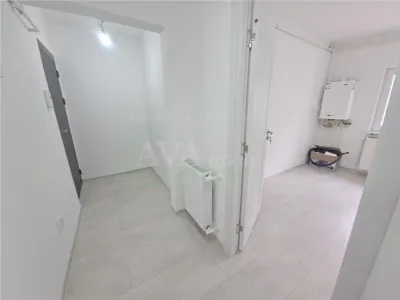 Apartament 2 camere, etaj 2, cu centrala, nemobilat, Piata Sud - foto 9