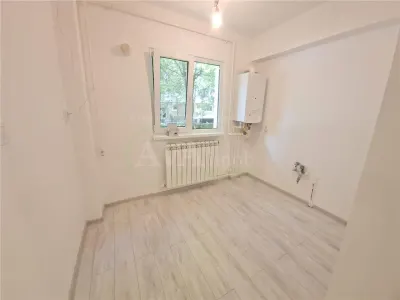 Garsoniera confort 1, renovata, parter, zona Energiei - foto 7