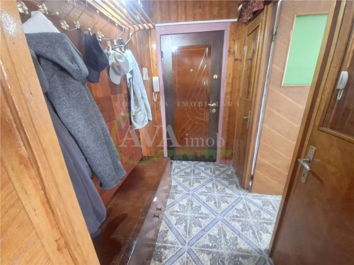 Apartament 3 camere, mobilat si utilat, zona Mioritei - foto 10