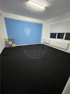 SPATIU COMERCIAL / BIROURI DE INCHIRIAT,  ZONA COMISIA CENTRALA - Focsani