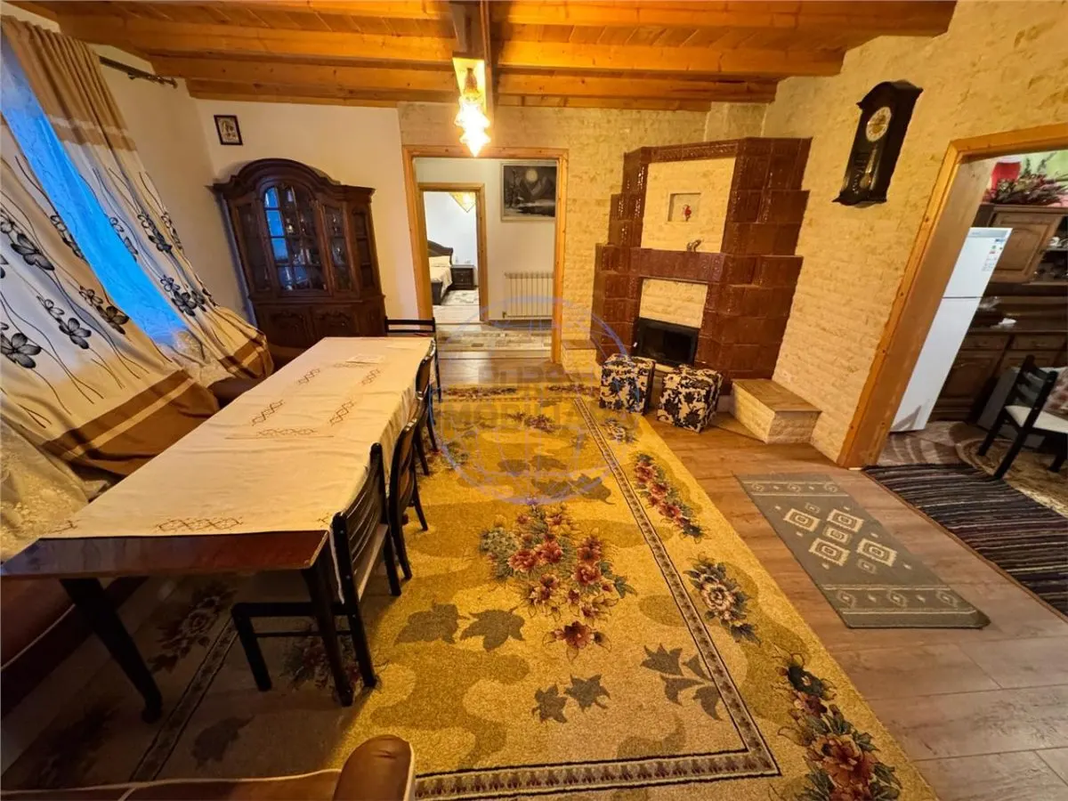 Casa spatioasa, ideala pentru locuinta sau afacere – 1500 mp teren, situata pe drumul principal  Vrancea -- Brasov - foto 23