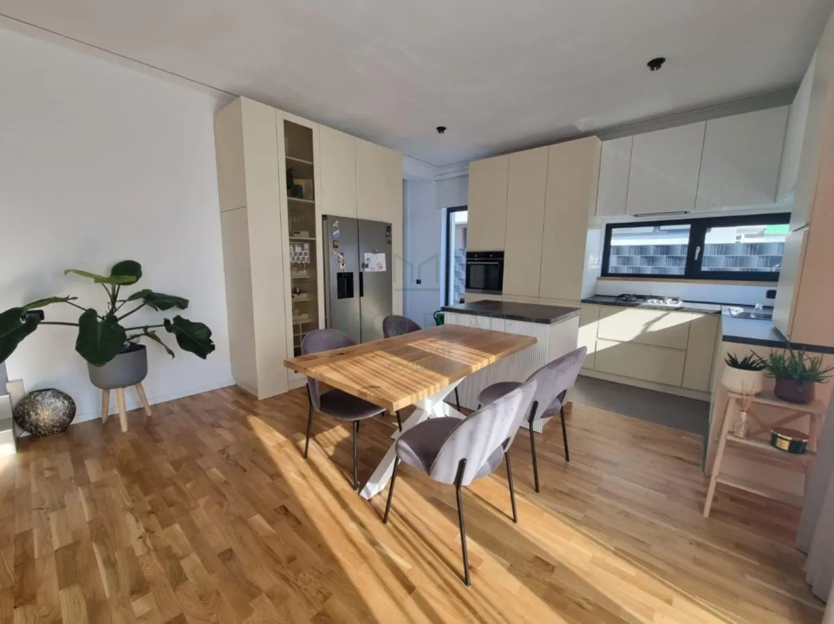 Vila 6 camere | Otopeni | Finalizata | - foto 1