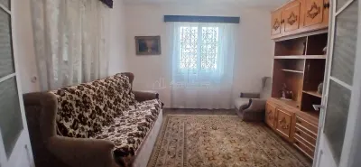 Casa 6 camere de vanzare Pucioasa 441 mp teren - foto 8