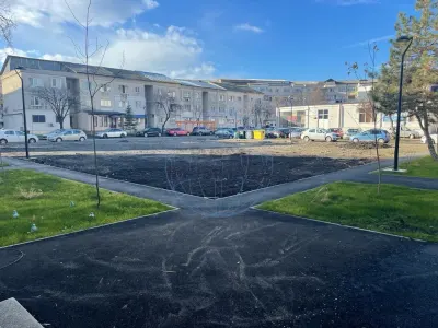 TEREN COLT LA DOUA STRAZI, ZONA CENTRALA! - Focsani