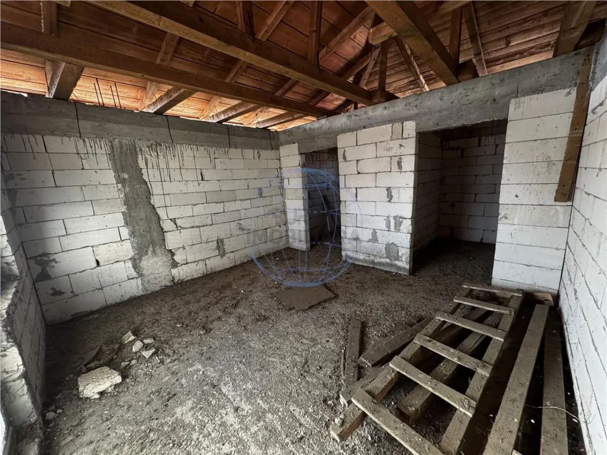 Casa de vanzare, Bizighesti P+1 - foto 8