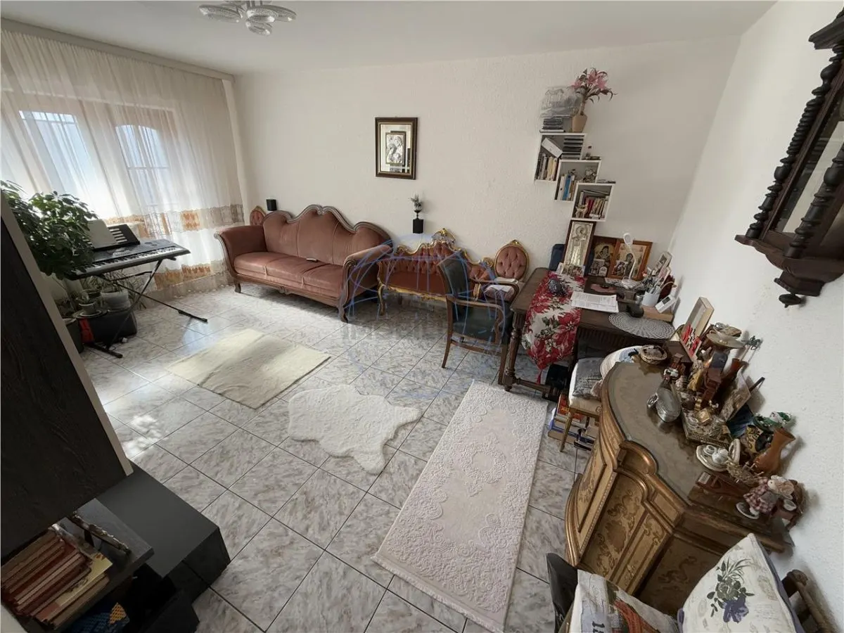 Apartament 3 camere, zona pompieri. - foto 3