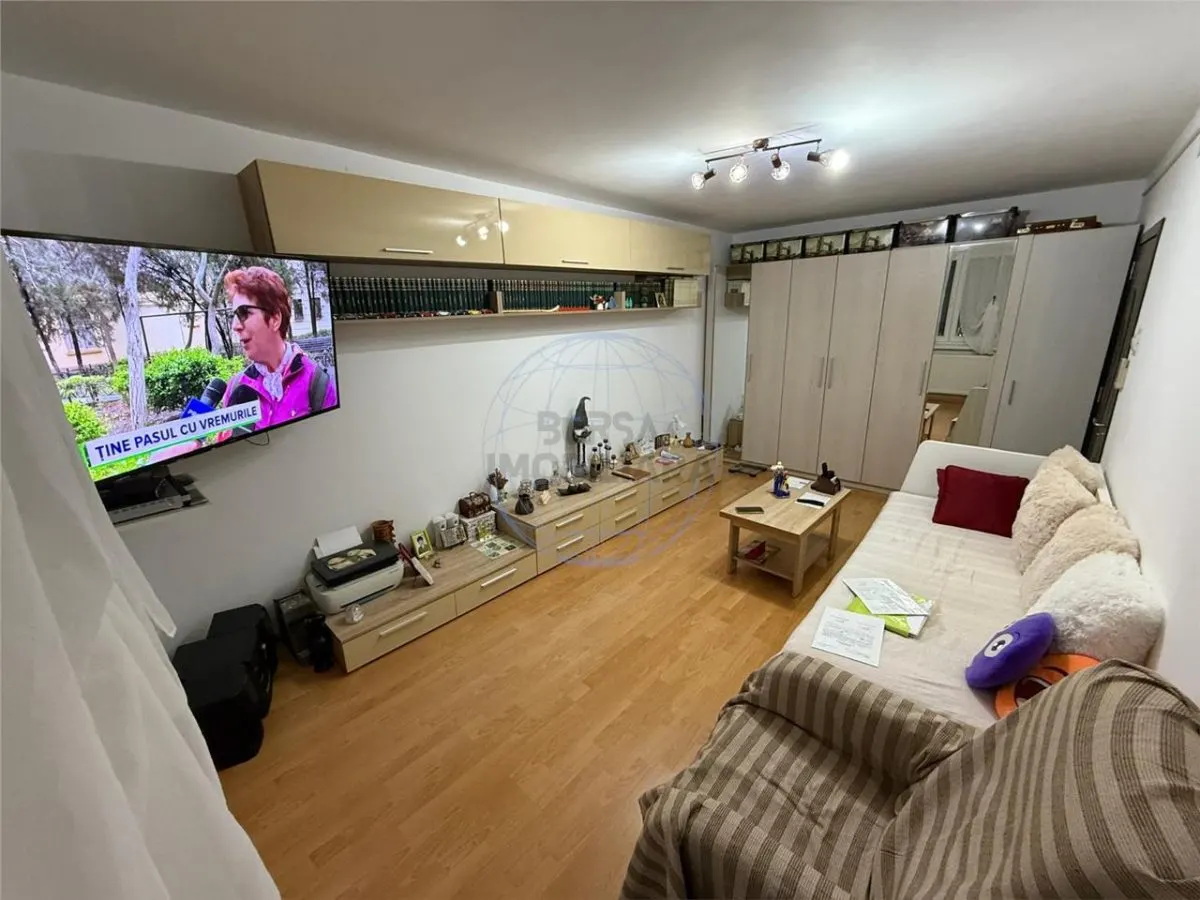 APARTAMENT 2 CAMERE, RAHOVA, LA 5 MIN DE STATIA DE TRANVAI - foto 1