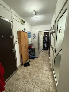 APARTAMENT 2 CAMERE, RAHOVA, LA 5 MIN DE STATIA DE TRANVAI - foto 9