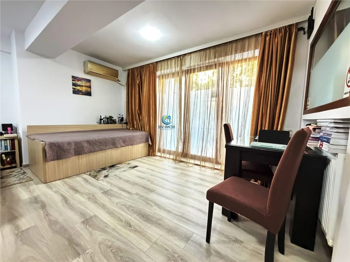 Vanzare Studio cu terasa 25 mp, zona Alezzi,  mob,utilat - foto 1