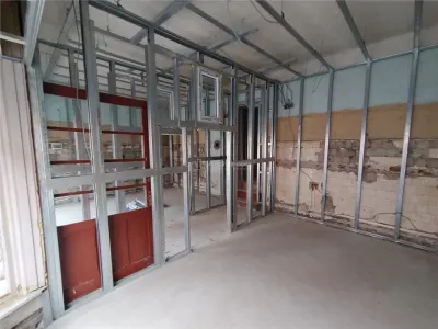 Oravita, Spatiu Com. (Apartament) 89MP, Zona Centrala, Pret Negociabil - foto 8