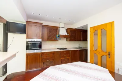 Vanzare apartament 3 camere in Vila pe Drumul de Poiana - foto 18