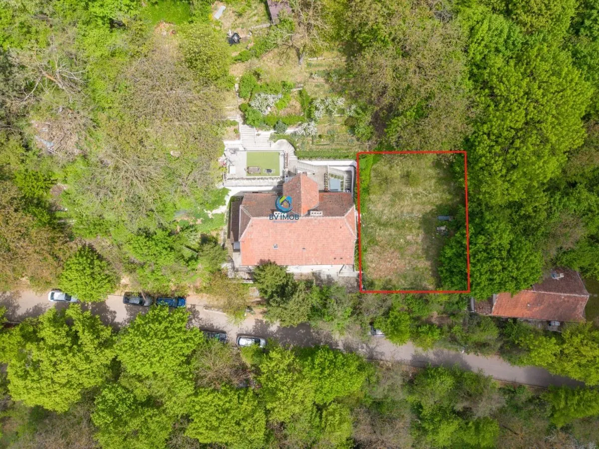 Vanzare apartament 3 camere in Vila pe Drumul de Poiana - foto 9