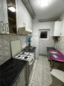 Inchiriem Apartament 2 Camere, Mobilat, Semidecomandat, Centru Civic - foto 8