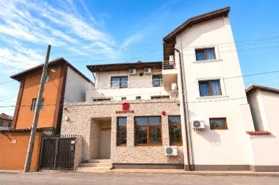VANZARE - CLADIRE COMERCIALA   - HOTEL -  RAHOVA - MARGEANULUI - ANTIAERIANA -  BUCURESTI -  17 CAMERE -   550000E -   COMISION 0 ! - foto 2