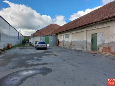 Hala de inchiriat in zona aeroportului - Arad