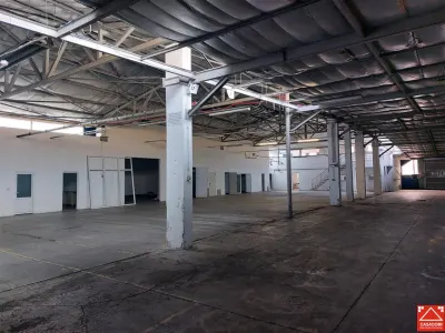 Hala noua cu acces la sos. de centura - Arad