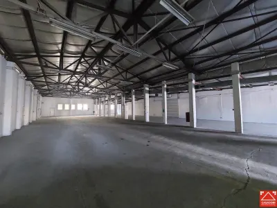 Hala industriala, cu acces din centura - Arad