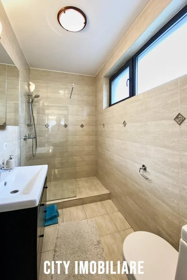 Duplex premium cu 4 camere, sistem fotovoltaic 8,7 kW si 300 mp teren ,White House, Floresti - foto 9