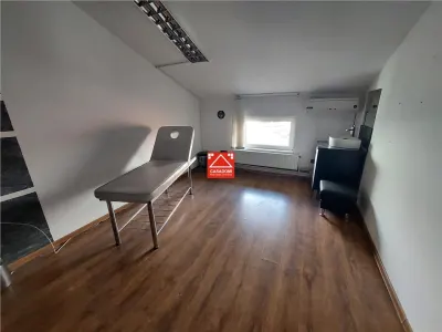 Spatiu comercial de vanzare sau de inchiriat! - foto 4