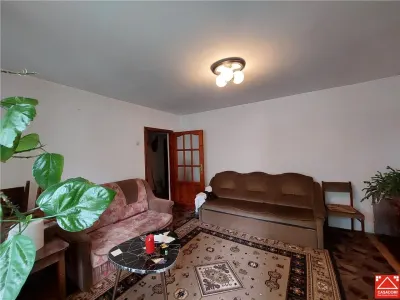 Apartament parter, Micalaca, pretabil birou sau cabinet - Arad