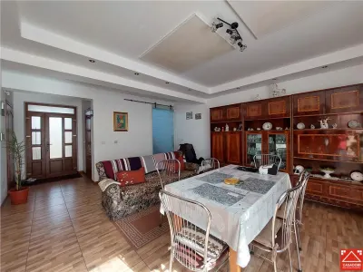 Casa confortabila in Vladimirescu - foto 3