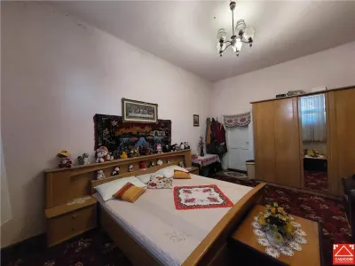 OCAZIE! Apartament spatios, singur pe nivel, zona Metianu! - foto 9