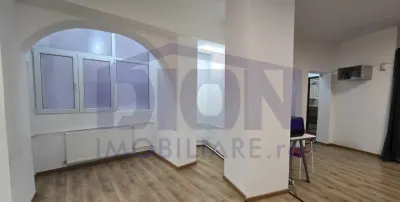 Apartament spatios, zona Ultracentrala - foto 8