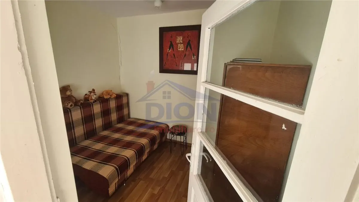 In Calarasi  - Central -Casa si teren  pe strada Grivita - foto 7