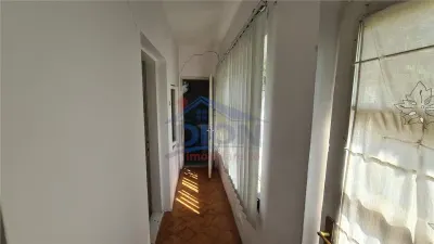 In Calarasi  - Central -Casa si teren  pe strada Grivita - foto 8
