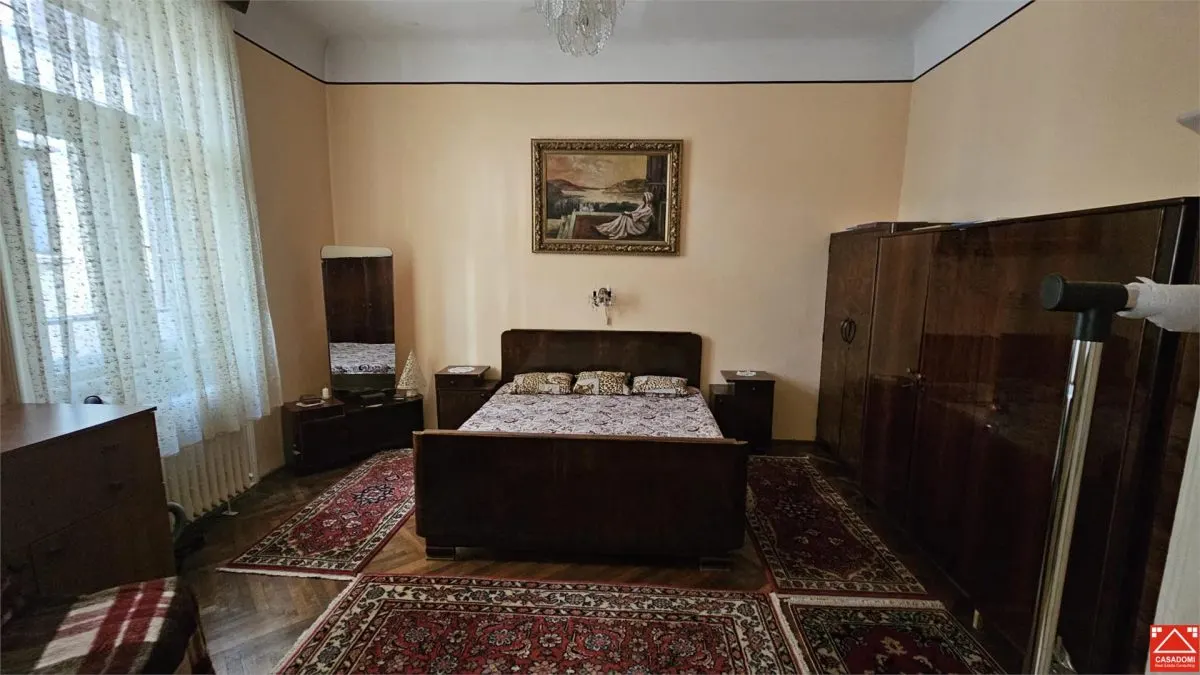 Apartament ultracentral cu curte privata - foto 7