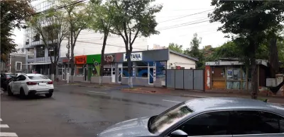 Ultracentral teren + spatii comerciale langa Tribunal - foto 2