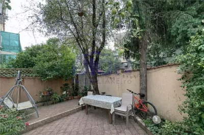 Vila spatioasade  Vatra Luminoasa - Bucuresti