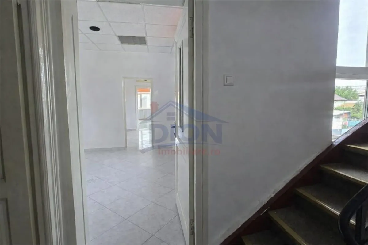 Vila de vanzare , zona  boema - foto 1