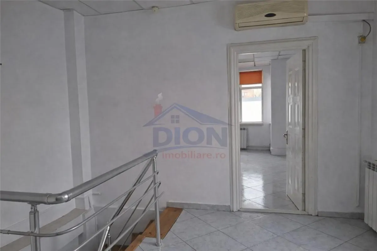 Vila de vanzare , zona  boema - foto 15