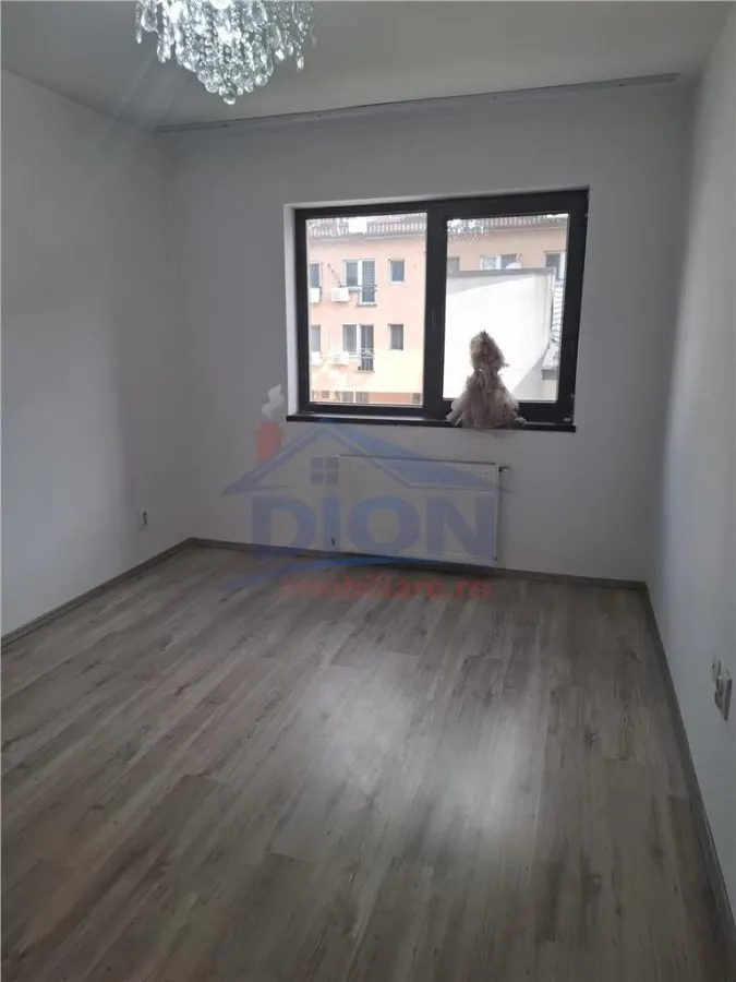 Postalionului - Grand Arena - foto 1