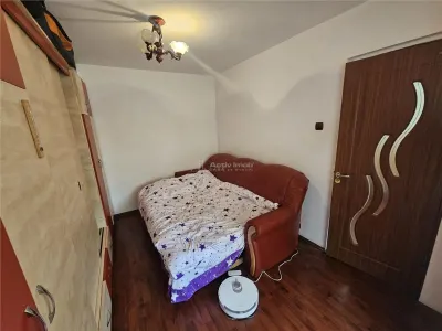 Resita, 2 Cam. Mobilat+Utilat, Micro 2 - foto 16