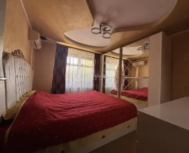 Investitie inteligenta: apartament si spatiu comercial cu acces separat - Oradea
