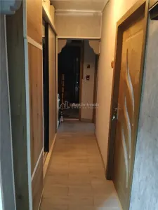 Apartament cu 3 camere-Bloc reabilitat-Teius-Stradal-Mobilat si utilat- - foto 4