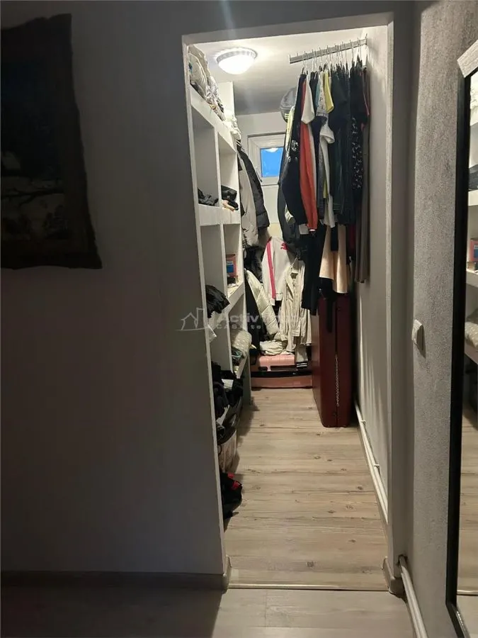 Casa P+E , teren 300 mp, pretabila - clinica, birouri, locuinta - Parc - foto 6