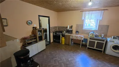 Petrilova | Casa cu 4400MP Teren | 9 Incaperi | ZERO COMISION - foto 15