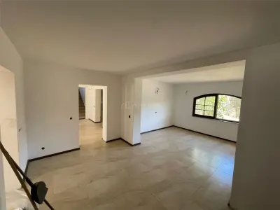 Casa individuala - Petresti Corbeanca - 7 camere - 4 bai - 427mp - 280mp teren - foto 4