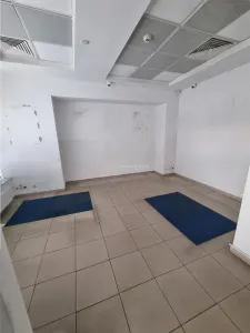 Spatiu comercial central  fost Sediu Banca Alphabank - foto 10