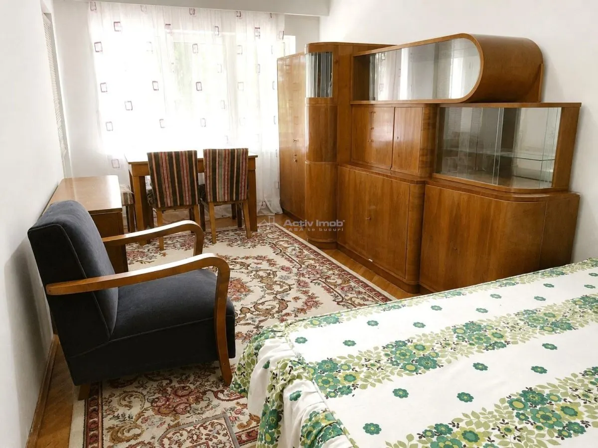 Apartament 4 Camere Etaj 1 cu garaj  si boxa Baia Mare Central - foto 8