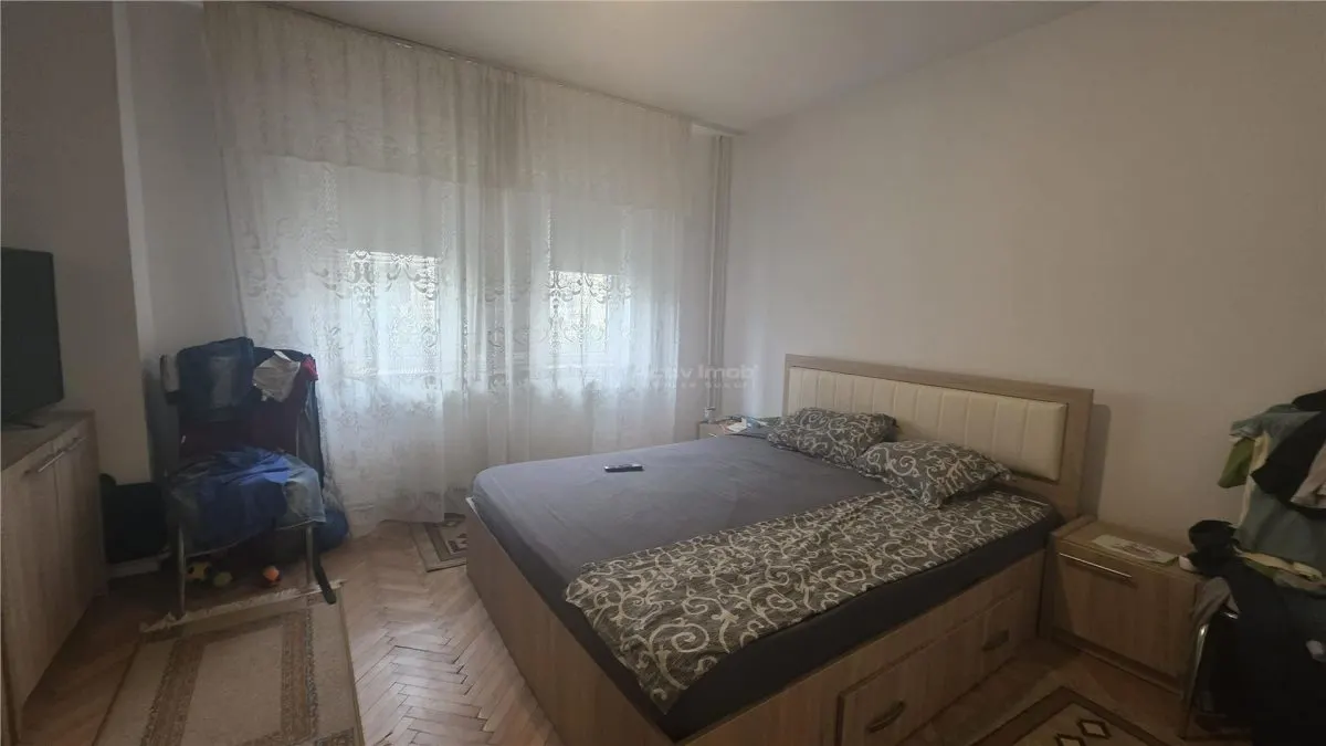Apartament 4 decomandat, etaj 1 , CT - Pelendava - foto 2