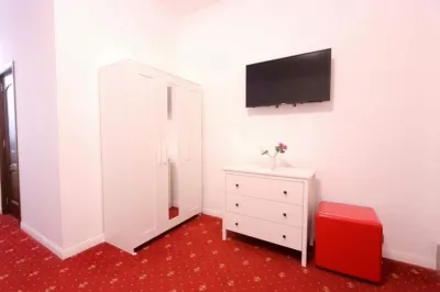 De vanzare –  Cladire comerciala - Pensiune – Restaurant – Ballroom – Rahova – Alexandriei – Leroy Merlin – 1550000E – Afacere la cheie – Comision 0 ! - foto 11