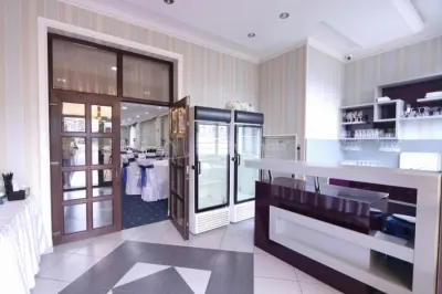 De vanzare –  Cladire comerciala - Pensiune – Restaurant – Ballroom – Rahova – Alexandriei – Leroy Merlin – 1550000E – Afacere la cheie – Comision 0 ! - foto 6